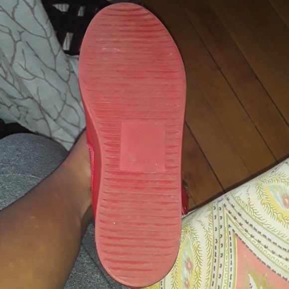 Shoes - Picture 2 of 2